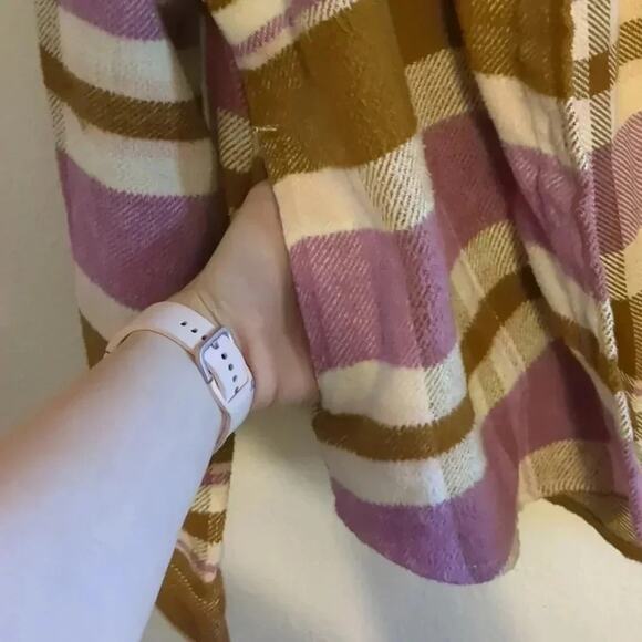 Kensie Jeans Purple and brown flannel with pockets‎ size S - Picture 4 of 5